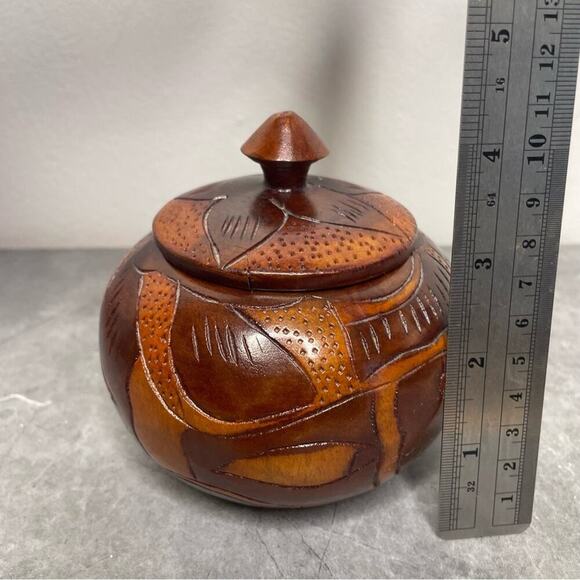 Artisan Handcrafted /Carved Wooden Art Bowl Small Size - Picture 10 of 10